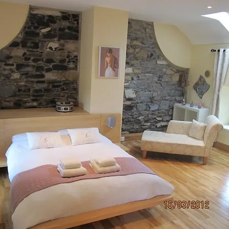 Limestone Cavan